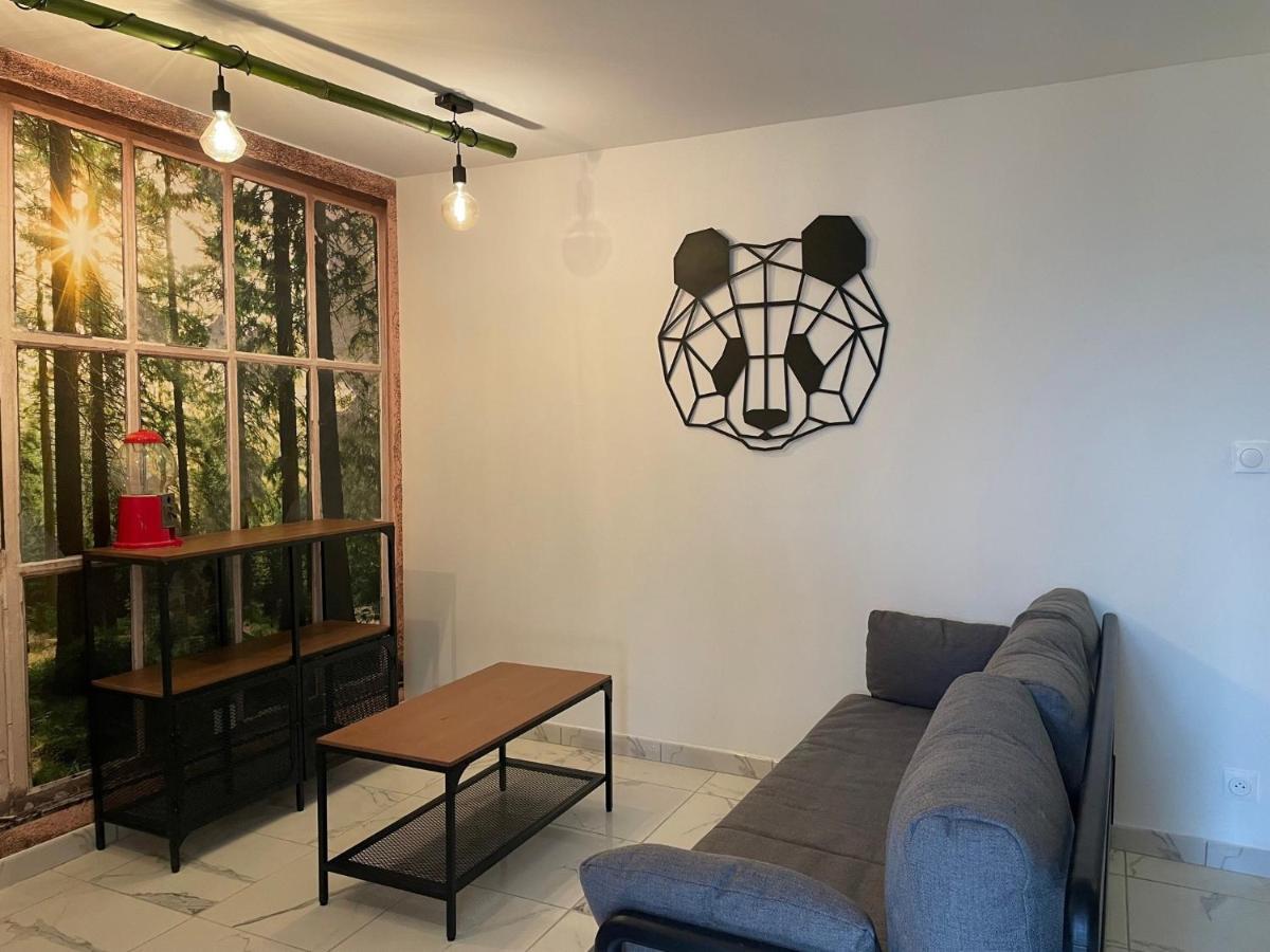 Reve De Panda Avec Sauna Et Jacuzzi Privatif Abrest Exterior foto